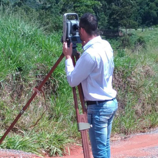 Retificação, unificação e desmembramento de áreas e regularização de imóveis